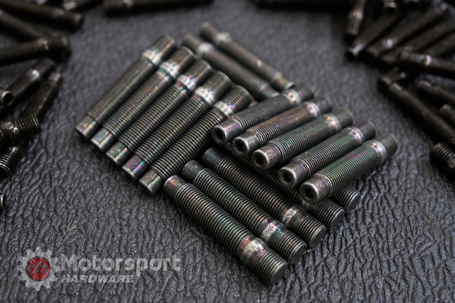 CONVERSION STUD 14x1.25-14x1.5 78mm Black Bullet Nose Stud Kit