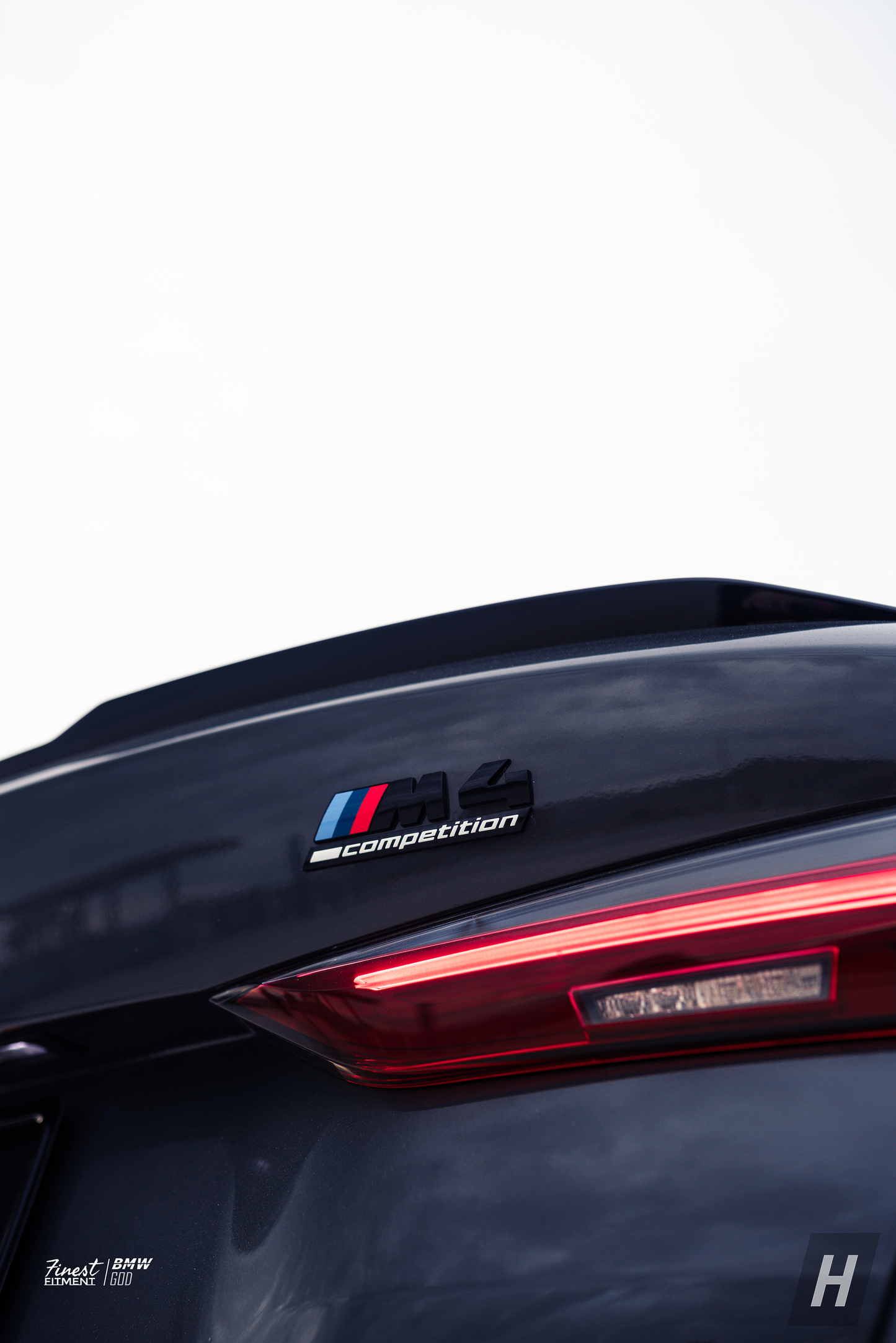 Performance V1 Dry Carbon Fiber Trunk Lip / Spoiler - G22 4-Series | G82 M4