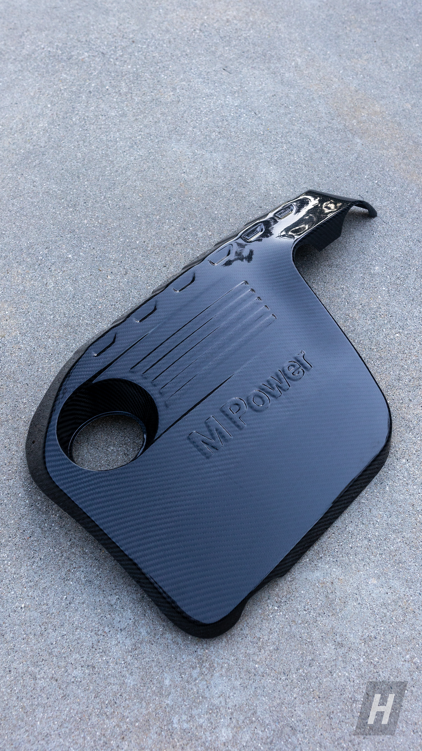 Performance V1 Dry Carbon Fiber Engine Cover (S55) - F80 M3 | F82 / F83 M4 | F87 M2C