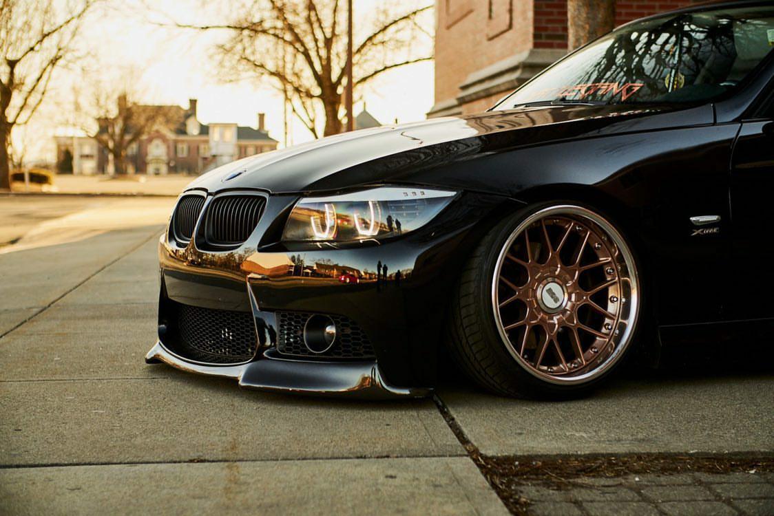 AP V1 CARBON FIBER FRONT LIP - E90 3-SERIES (M-TECH M3 STYLE BUMPER)