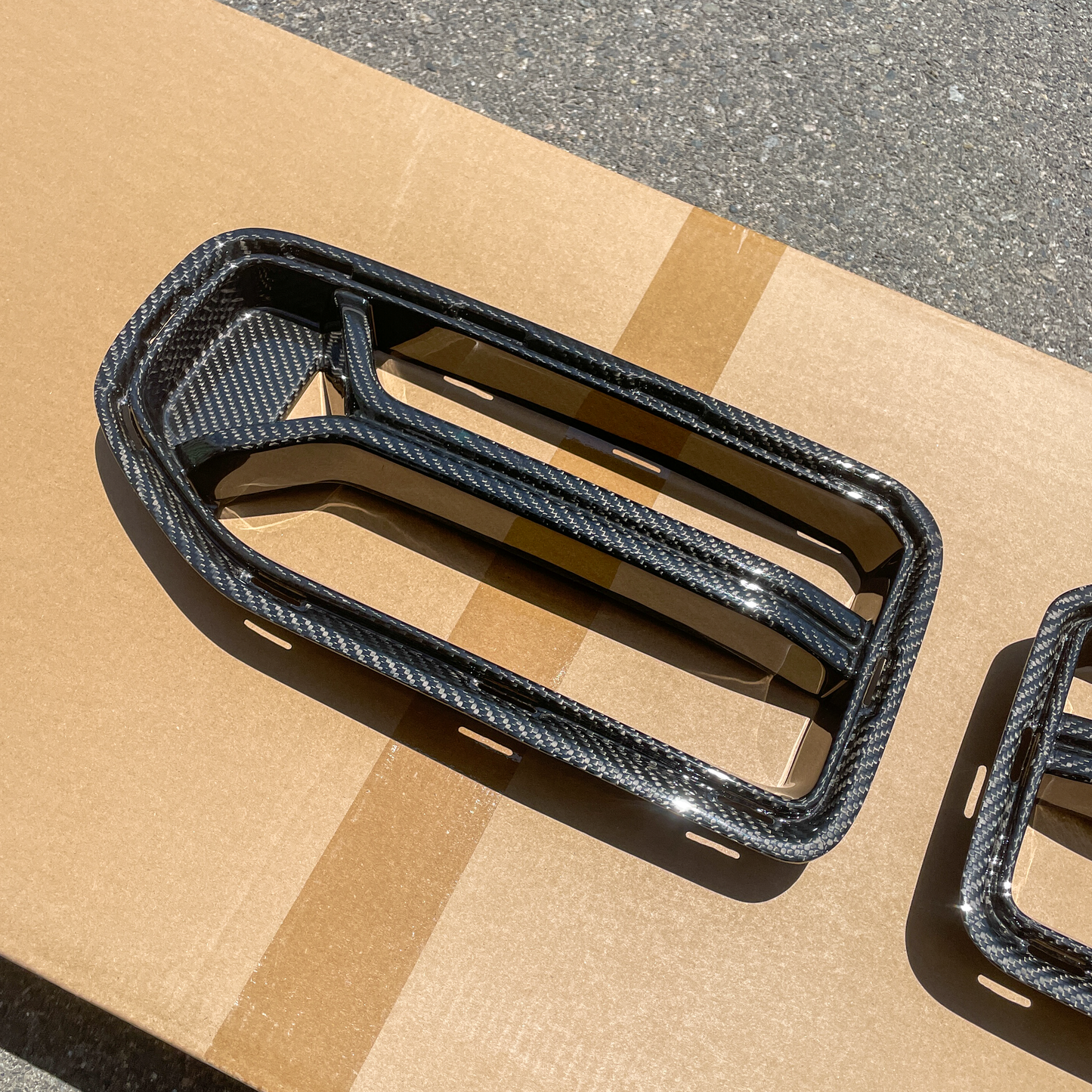 CSL V1 Dry Carbon Fiber Front Grill - G87 M2