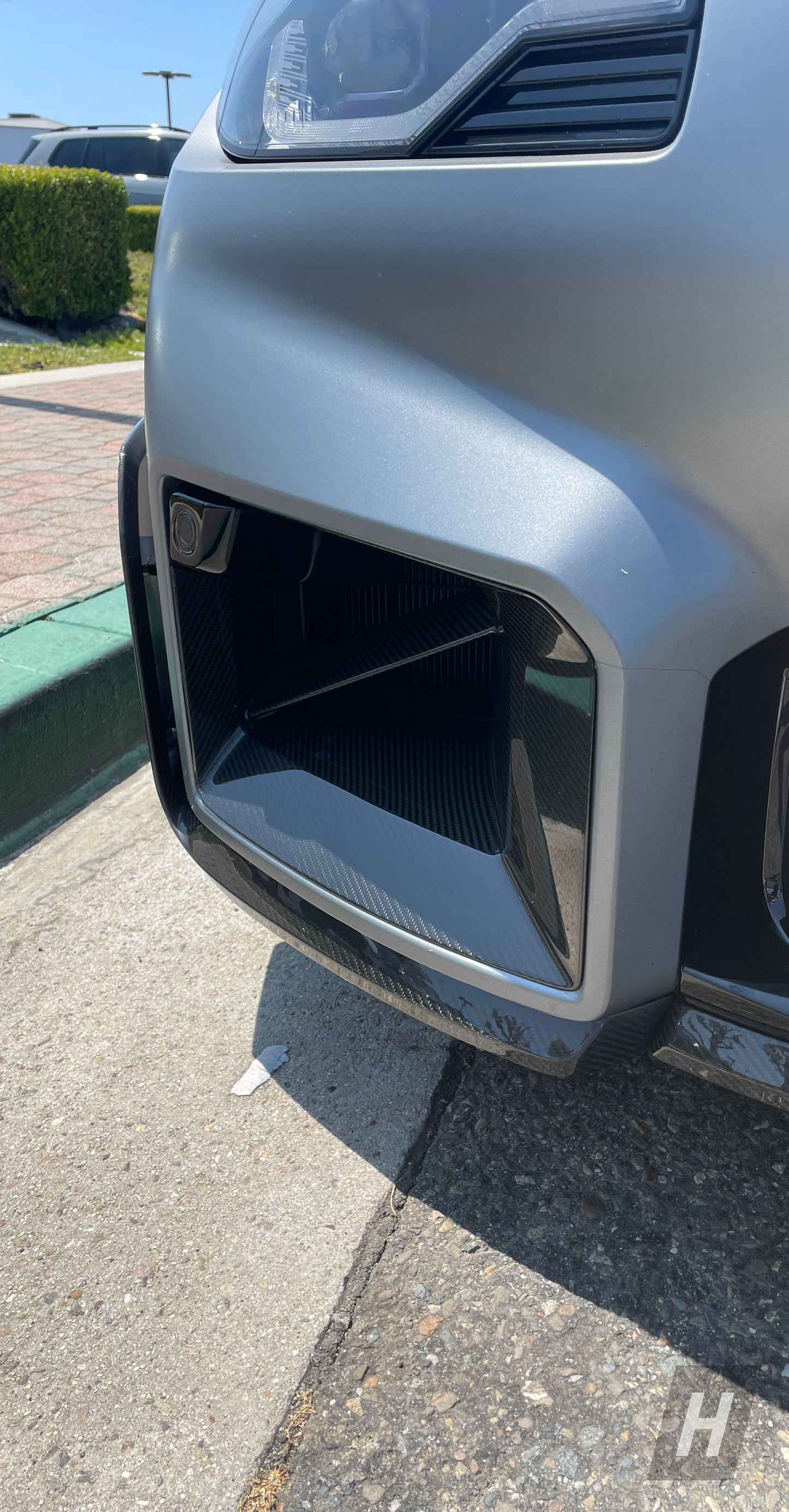Performance V1 Dry Carbon Fiber Air Inlets / Ducts - G87 M2