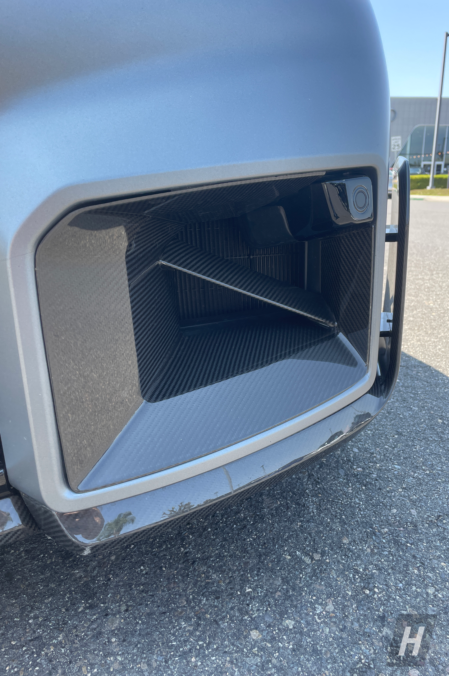 Performance V1 Dry Carbon Fiber Air Inlets / Ducts - G87 M2