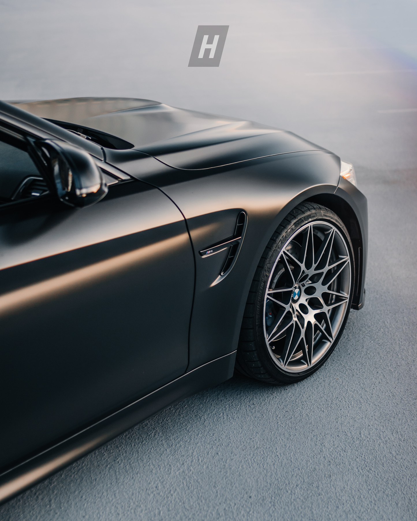 OEM BMW M Performance Black 'M4' Side Gill / Marker (Full Set) - F82 / F83 M4