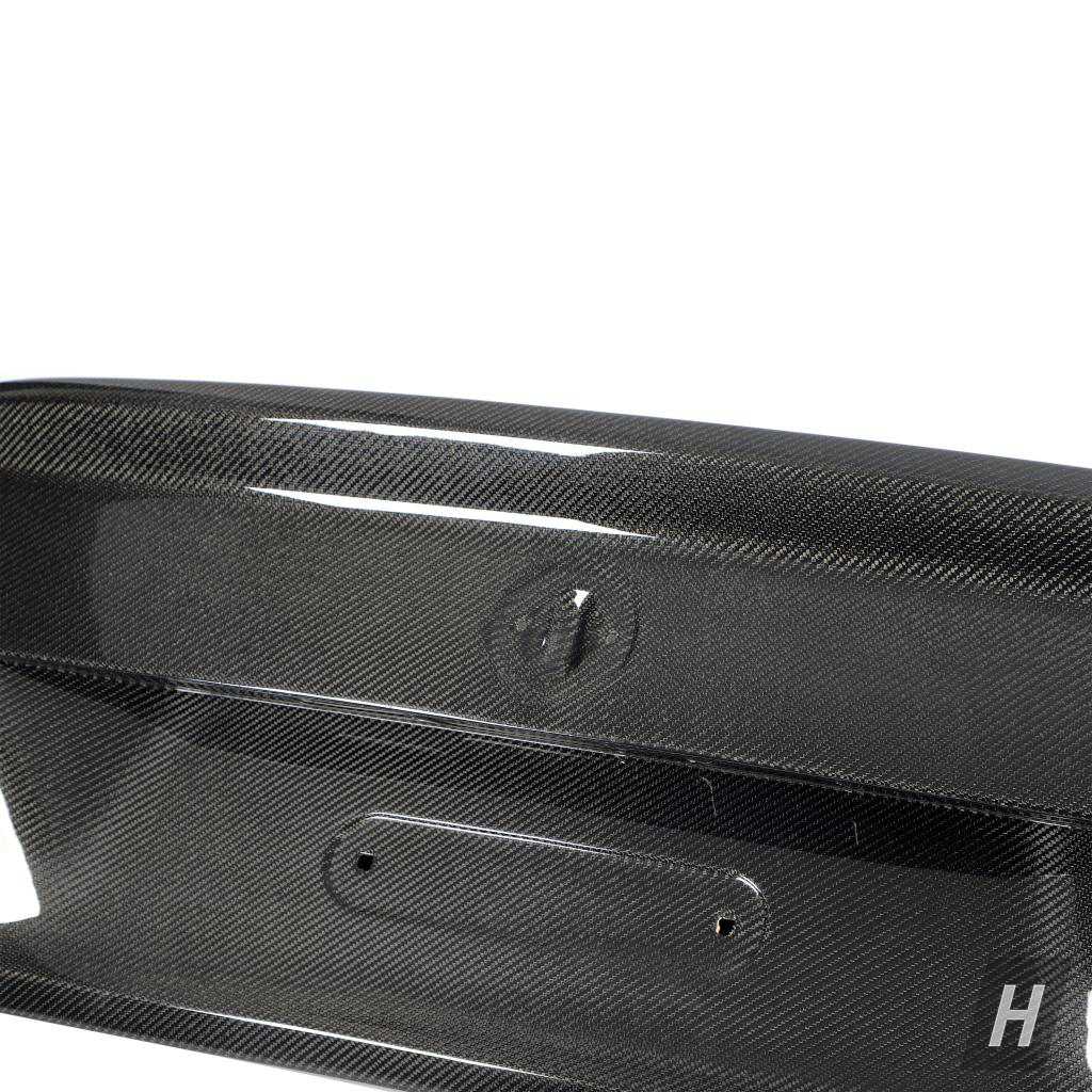 Performance V1 Dry Carbon Fiber Trunk Replacement - G87 M2